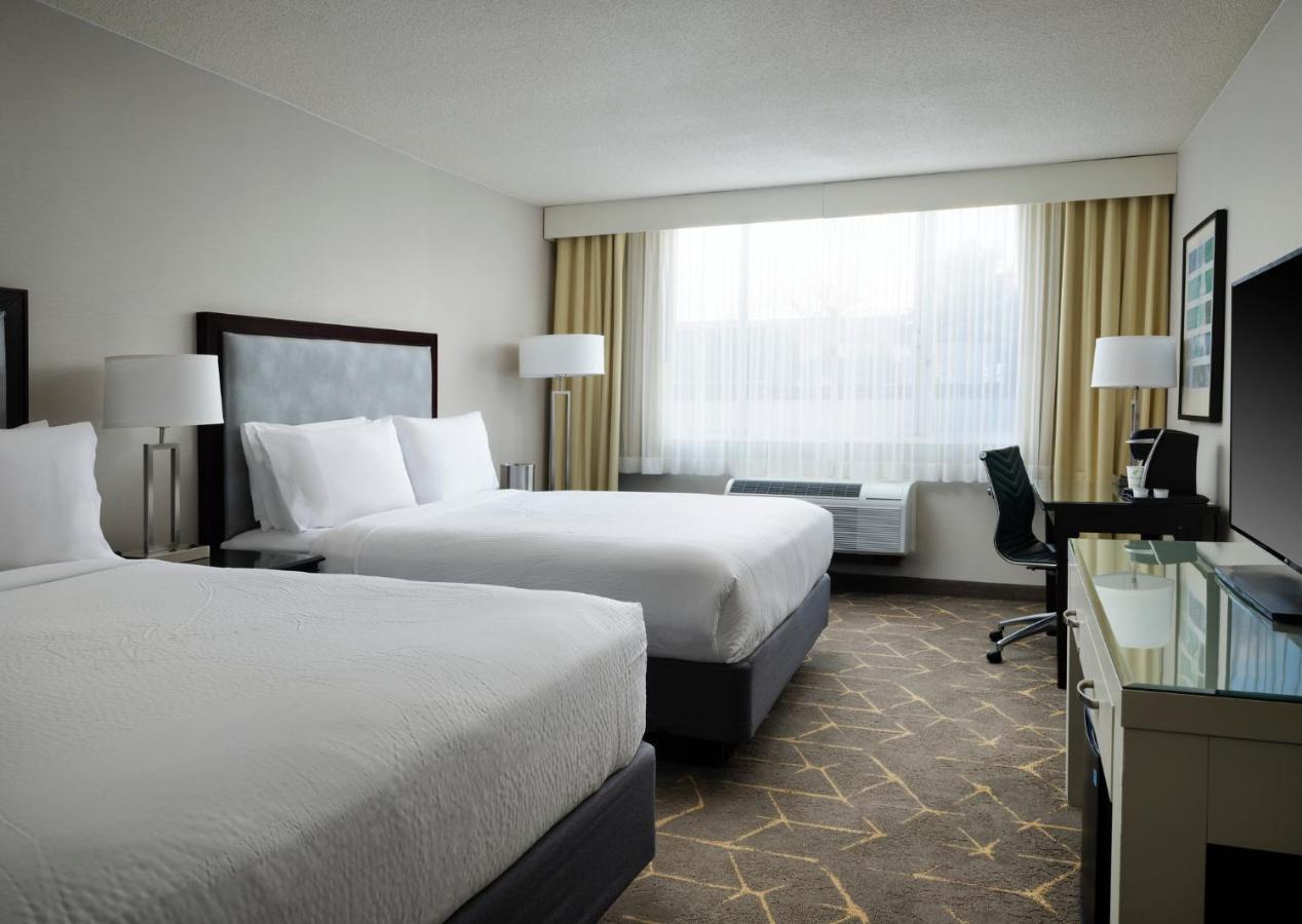 Holiday Inn & Suites Boston Peabody, An Ihg Hotel Exterior foto
