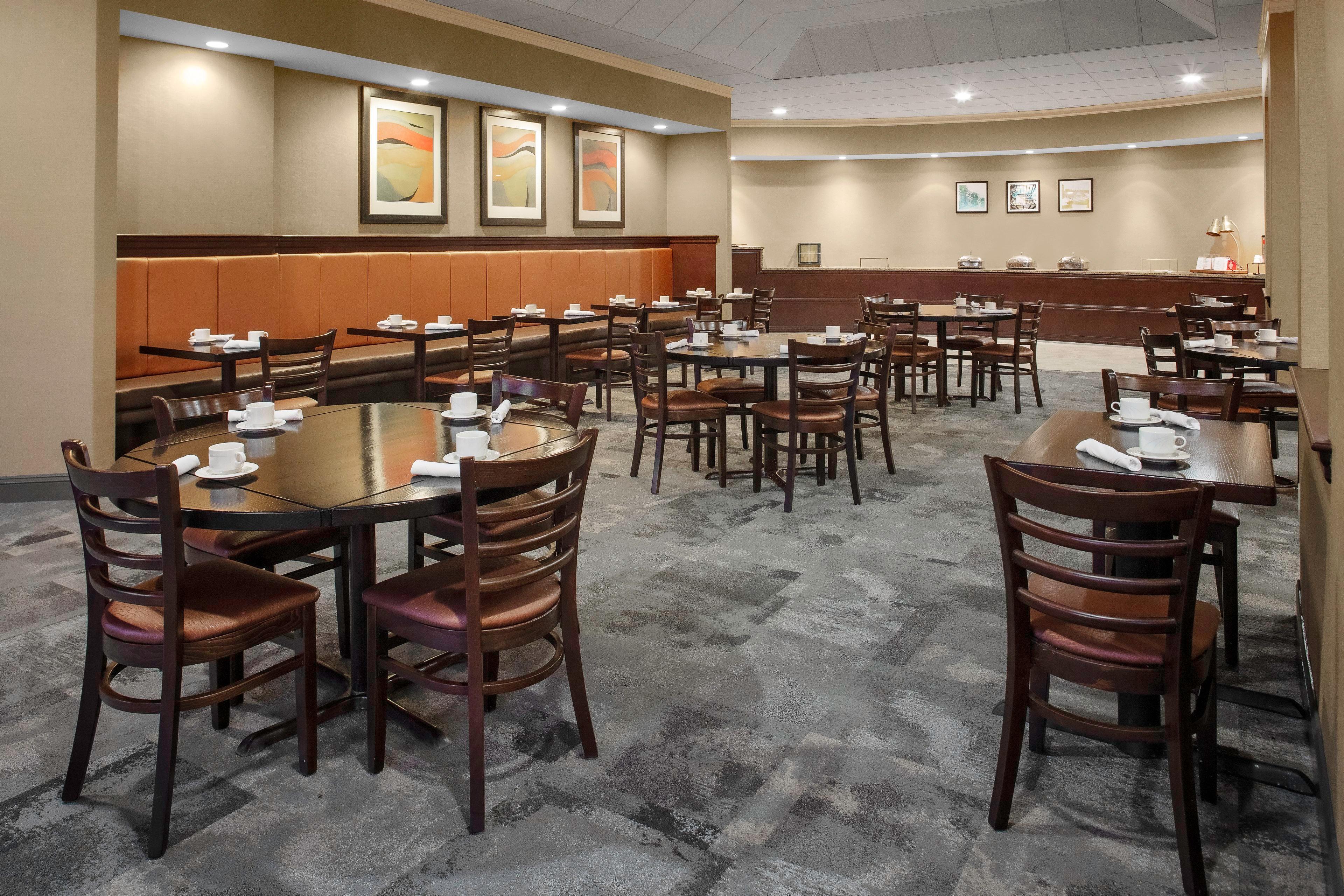 Holiday Inn & Suites Boston Peabody, An Ihg Hotel Exterior foto
